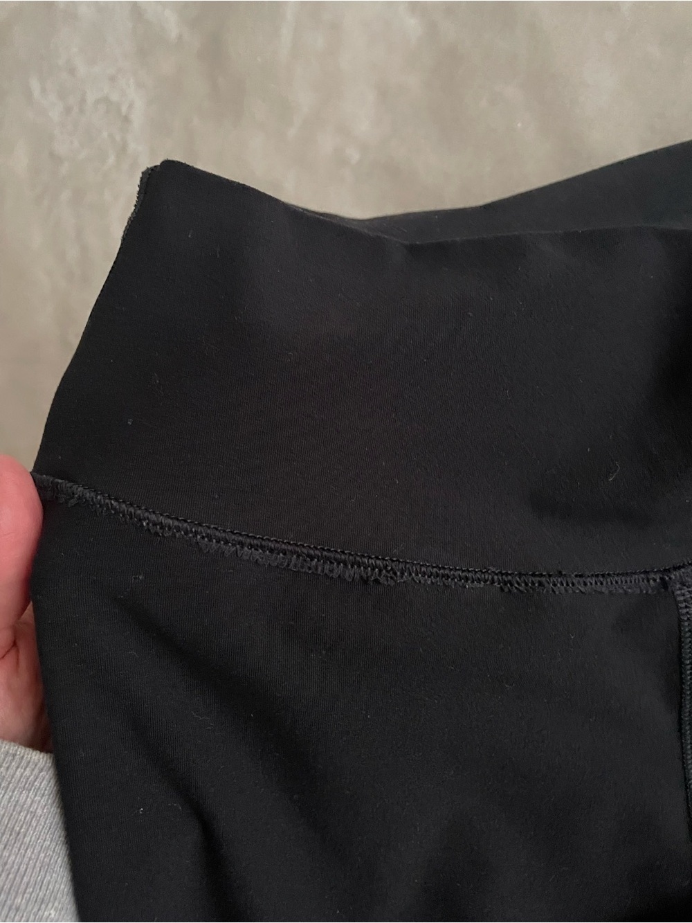 Alo Yoga 7/8 airbrush Leggings - Picture 3 of 5